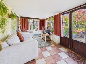 Garden Room- click for photo gallery